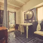 Relais Di Charme Frazione Chiavolino בית חווה *