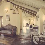 Relais Di Charme Frazione Chiavolino *