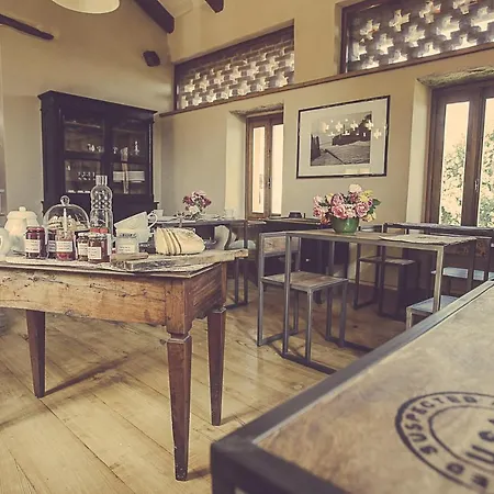 Relais Di Charme Frazione Chiavolino Farm stay Pollone