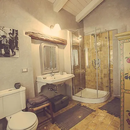 Relais Di Charme Frazione Chiavolino