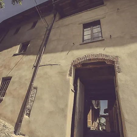Relais Di Charme Frazione Chiavolino Farm stay *