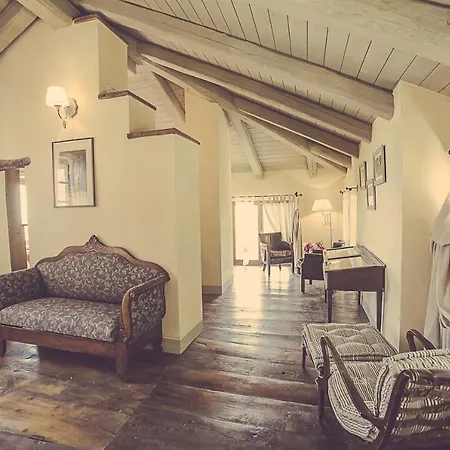 Relais Di Charme Frazione Chiavolino *